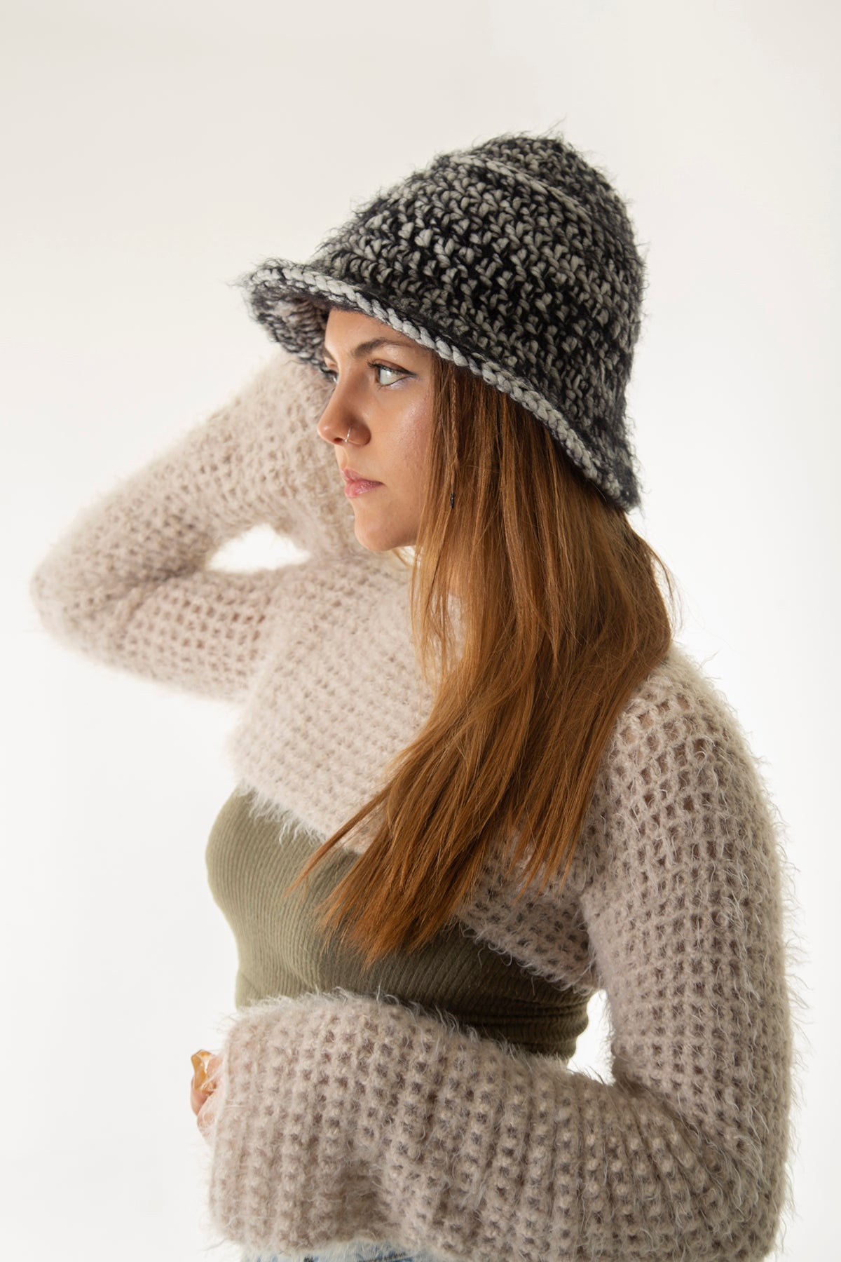 Siyah / Gri El Örgüsü Bucket Şapka