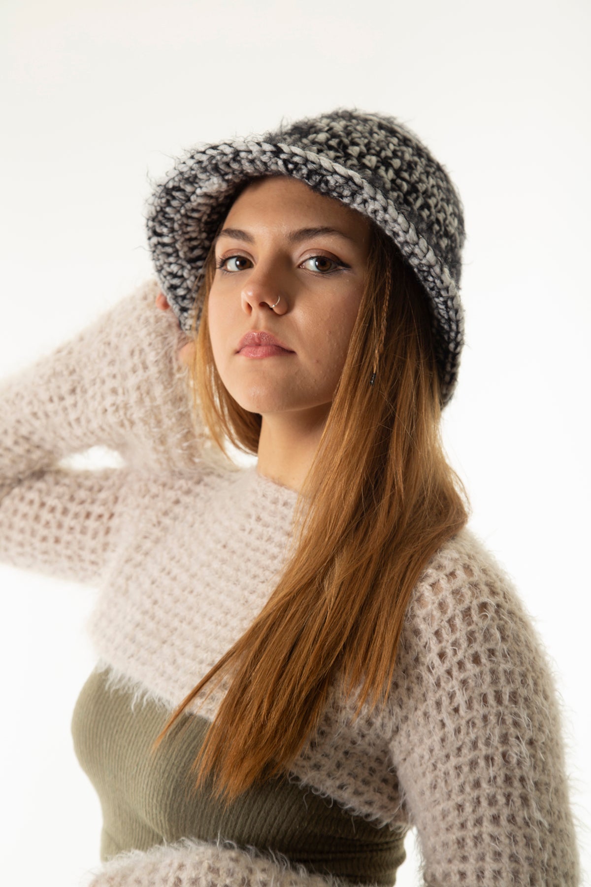 Siyah / Gri El Örgüsü Bucket Şapka