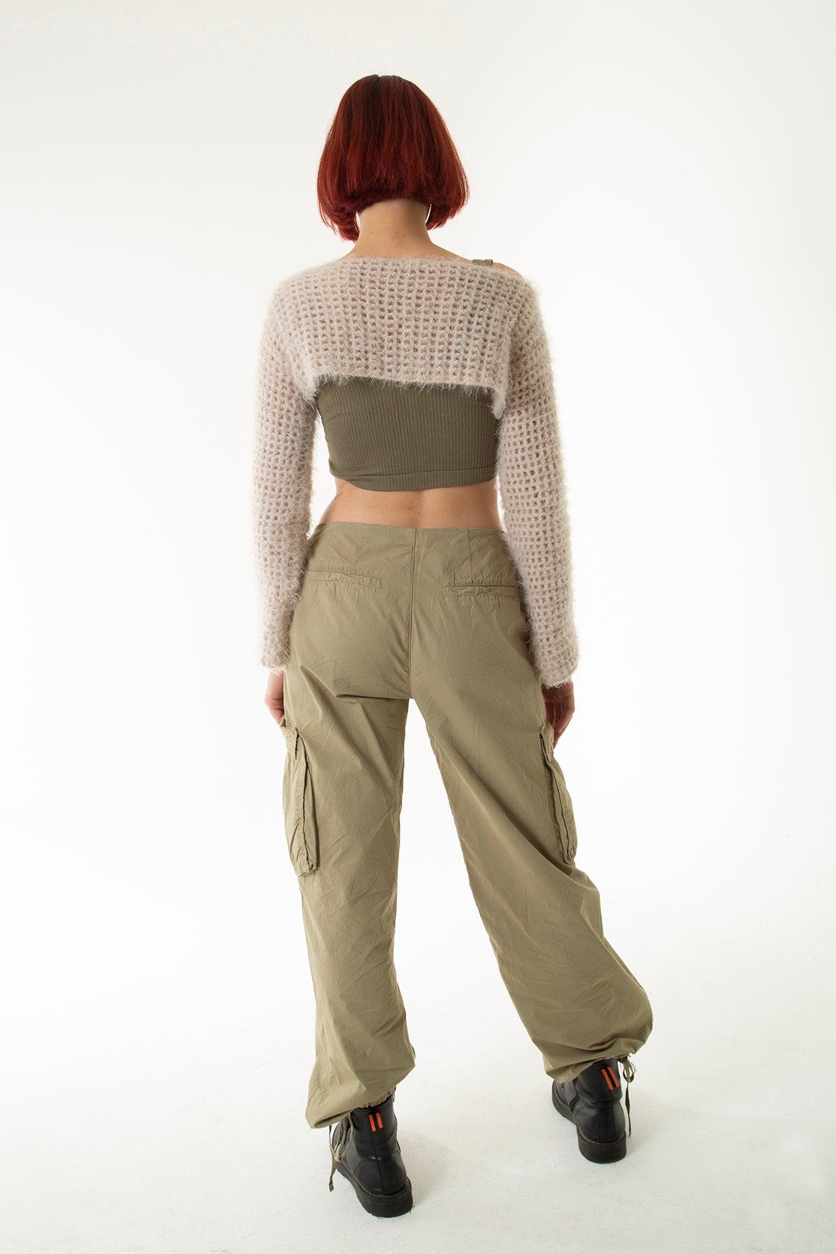 Bej El Örgüsü Crop Top